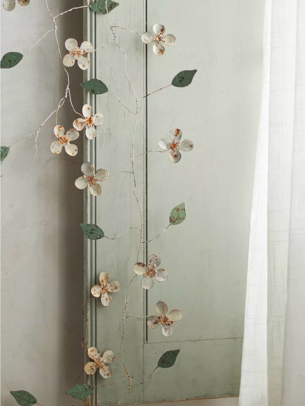NEW Anthropologie X Terrain Dogwood Iron Metal Garland, 72”